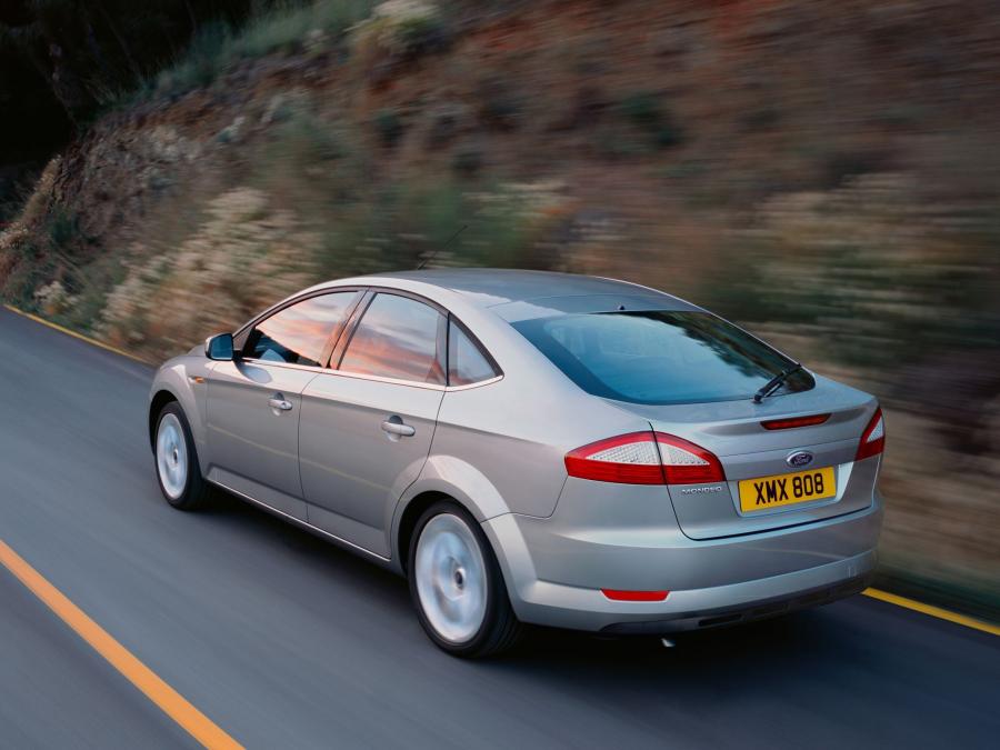  Ford Mondeo Hatchback 2007 года  (фото 4 из 30)